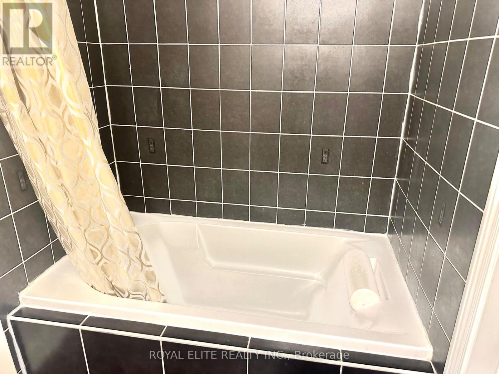 51 Locust Terrace, Markham, Ontario  L6E 0G8 - Photo 18 - N13051098