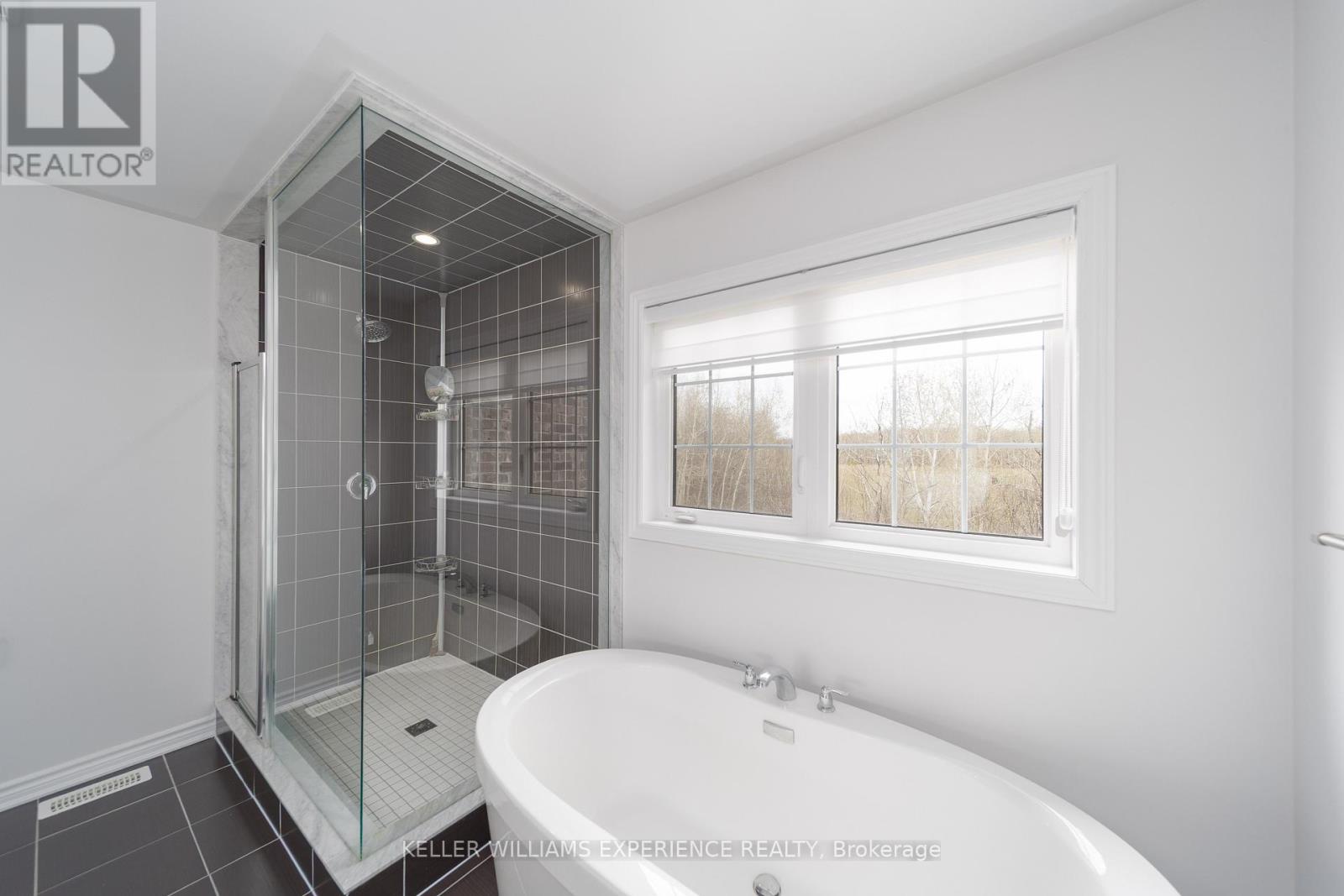 1601 Emberton Way, Innisfil, Ontario  L9S 0N4 - Photo 19 - N13051132