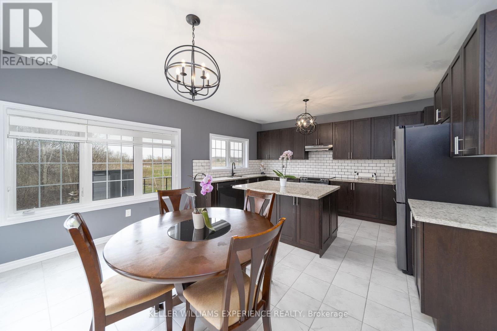 1601 Emberton Way, Innisfil, Ontario  L9S 0N4 - Photo 4 - N13051132