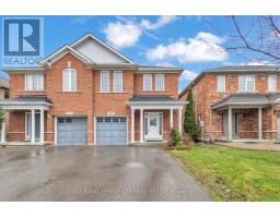 114 BOTAVIA DOWNS DRIVE, Brampton, Ontario