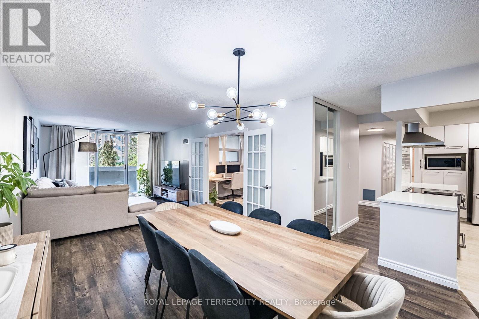 210 - 299 Mill Road, Toronto, Ontario  M9C 4V9 - Photo 16 - W13051120