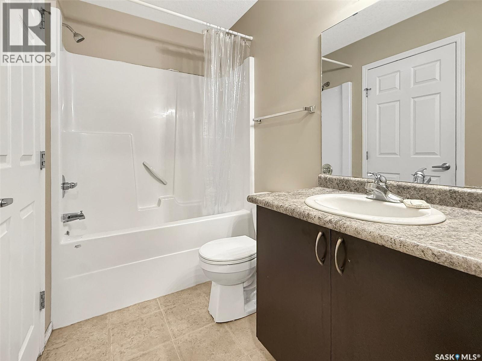 322 700 Battleford Trail, Swift Current, Saskatchewan  S9H 4V9 - Photo 14 - SK034121