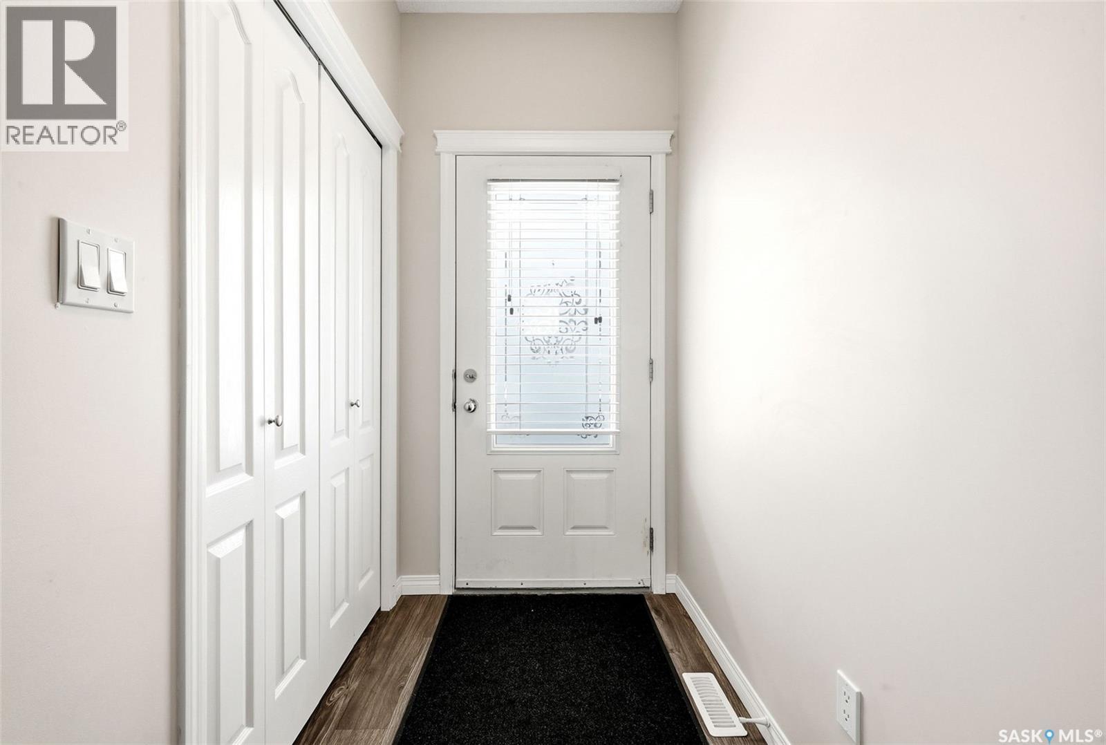 401 3826 Dewdney Avenue E, Regina, Saskatchewan  S4Z 0A6 - Photo 3 - SK033963