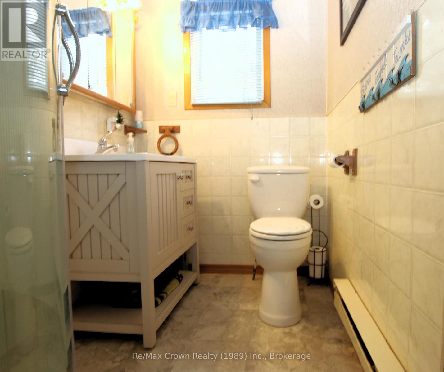 935 Limberlost Point Road, Parry Sound Remote Area, Ontario  P0H 2R0 - Photo 27 - X12867182