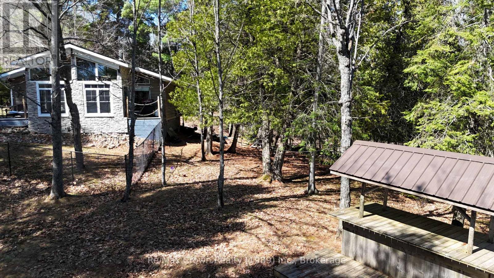 935 Limberlost Point Road, Parry Sound Remote Area, Ontario  P0H 2R0 - Photo 36 - X12867182