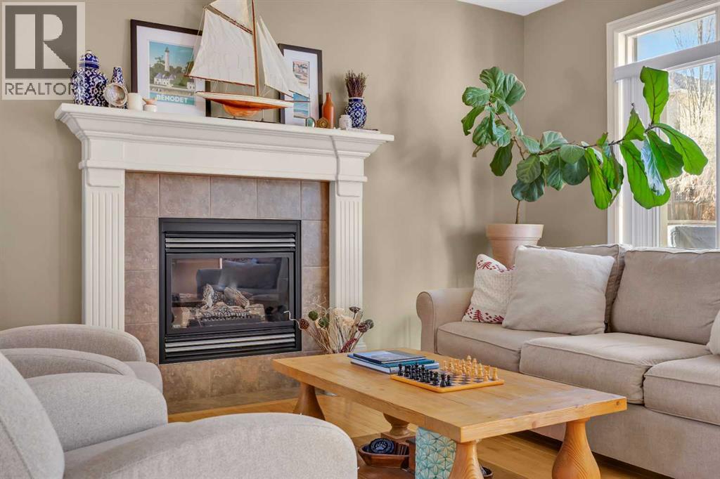 97 Strathridge Close Sw, Calgary, Alberta  T3H 4J3 - Photo 9 - A2294102