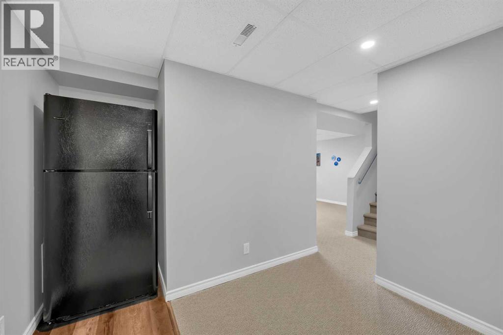 266 Cougarstone Circle Sw, Calgary, Alberta  T3H 4W4 - Photo 42 - A2304824