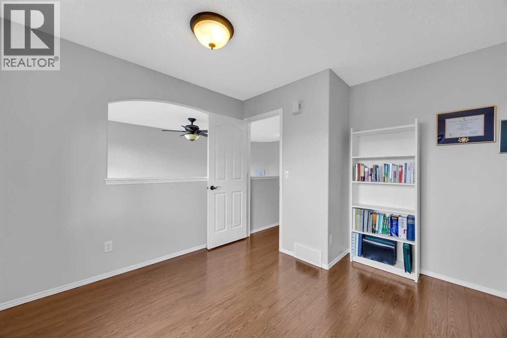 266 Cougarstone Circle Sw, Calgary, Alberta  T3H 4W4 - Photo 33 - A2304824