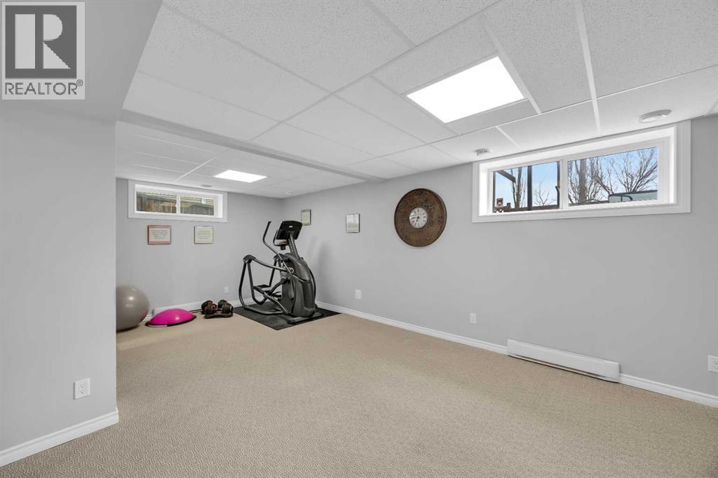 266 Cougarstone Circle Sw, Calgary, Alberta  T3H 4W4 - Photo 38 - A2304824