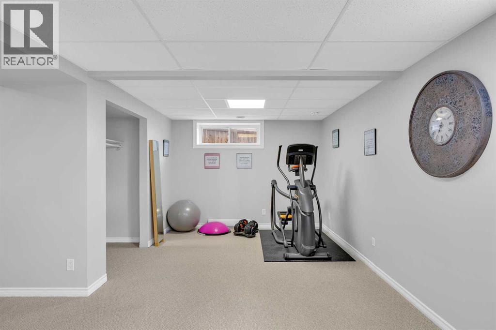 266 Cougarstone Circle Sw, Calgary, Alberta  T3H 4W4 - Photo 37 - A2304824