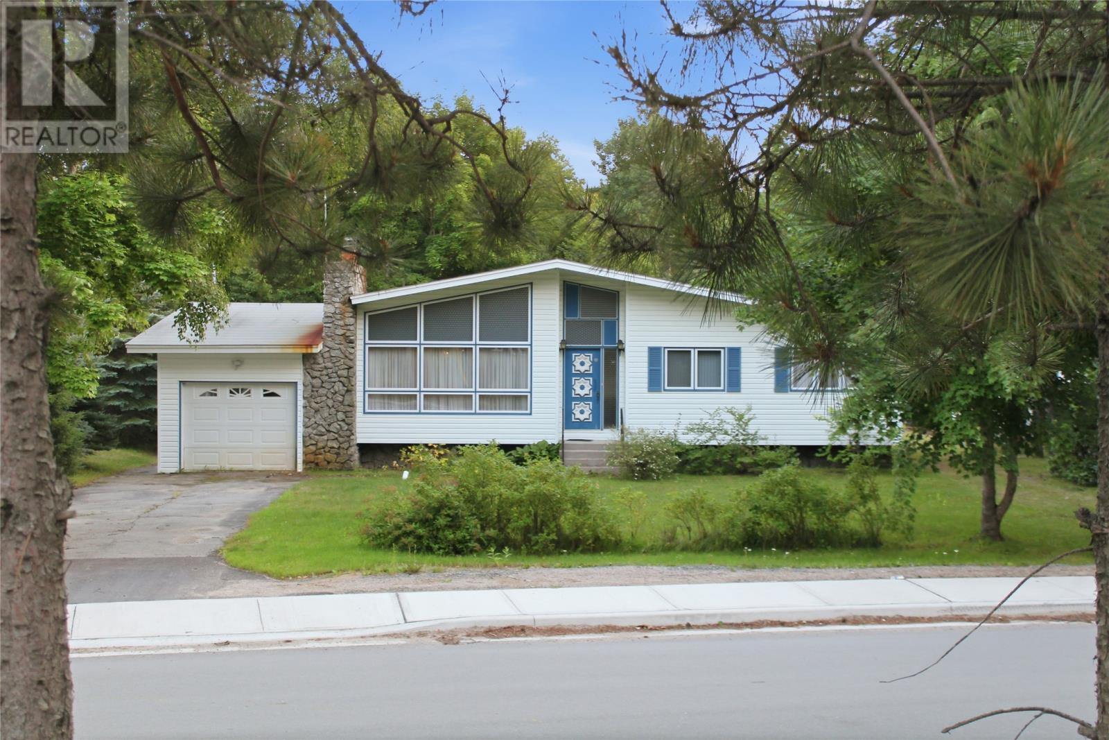 35 Pine Tree Road, Gambo, Newfoundland & Labrador