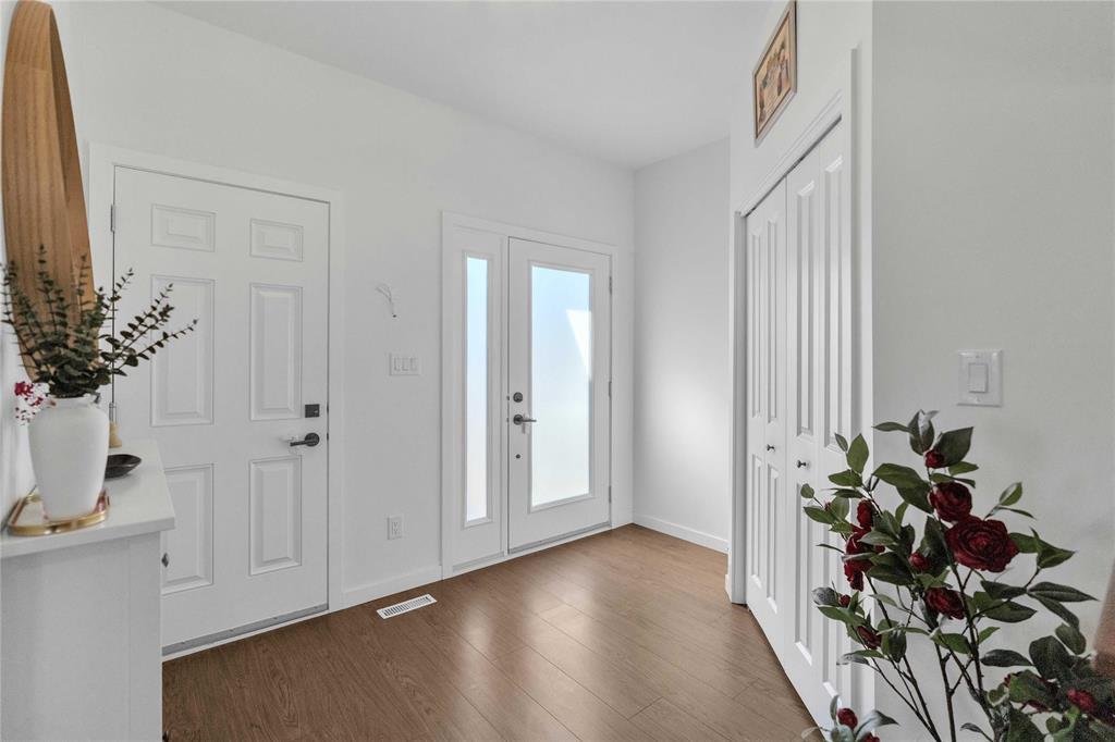 123 Lloyd Mckinnon Way, Winnipeg, Manitoba  R3X 1V7 - Photo 1 - 202608536