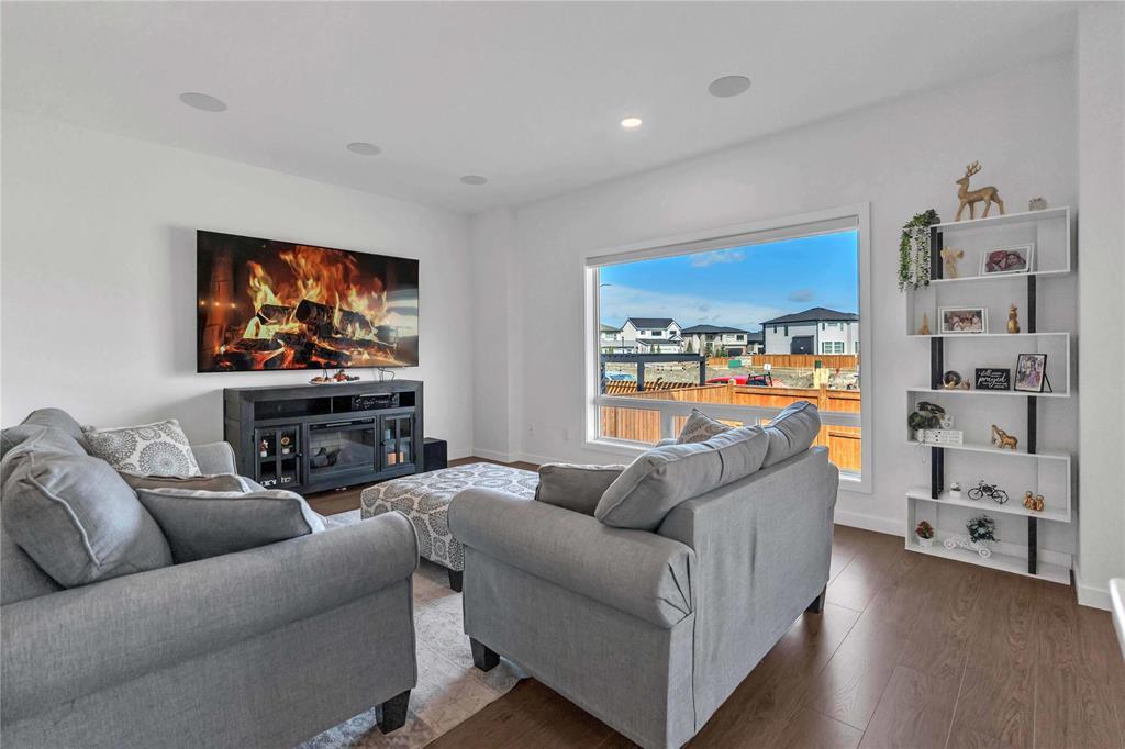 123 Lloyd Mckinnon Way, Winnipeg, Manitoba  R3X 1V7 - Photo 11 - 202608536