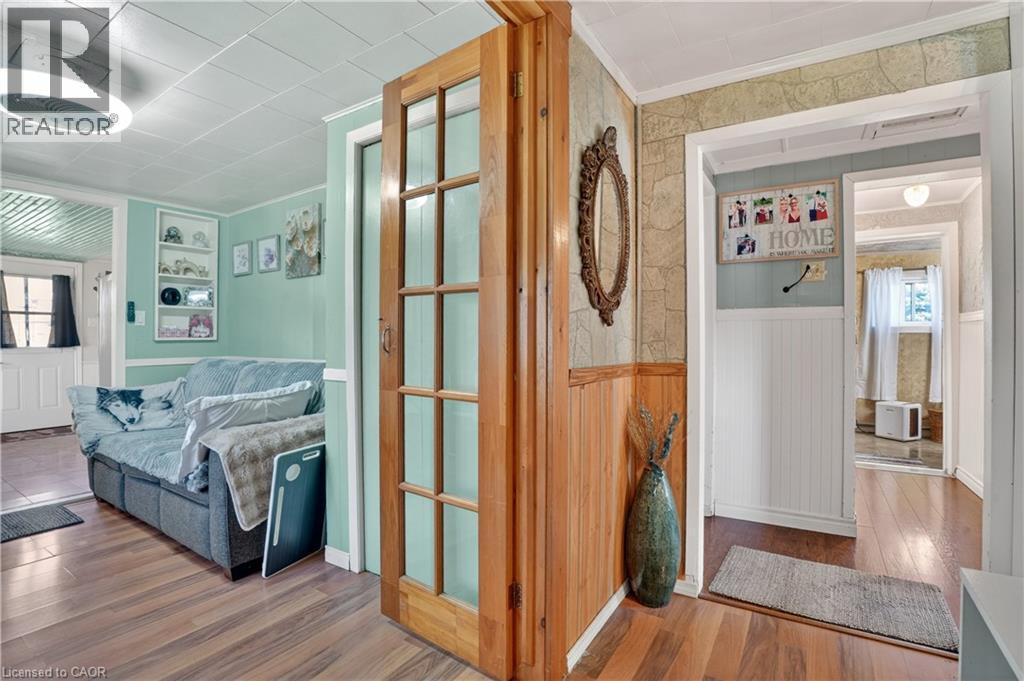 645 W Queen Street W, Mount Forest, Ontario  N0G 2L1 - Photo 14 - 40824761