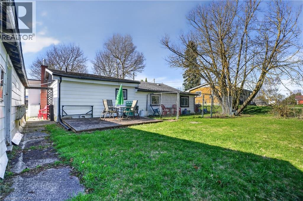 645 W Queen Street W, Mount Forest, Ontario  N0G 2L1 - Photo 5 - 40824761