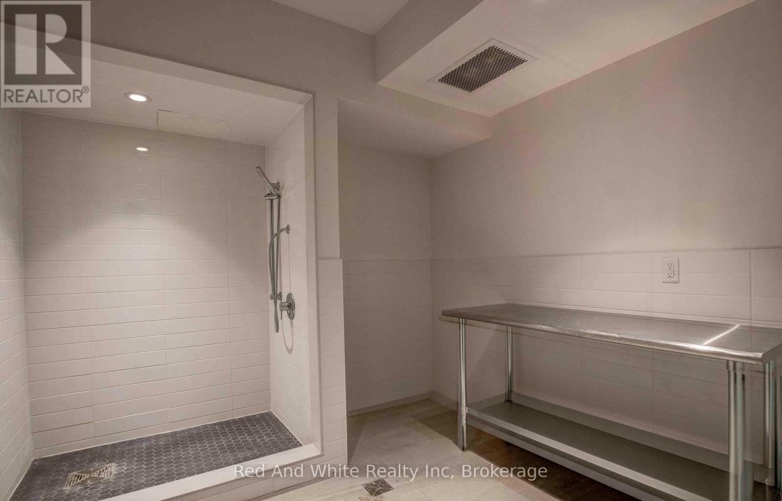 803 - 55 Duke Street W, Kitchener, Ontario  N2H 0C9 - Photo 23 - X13051186