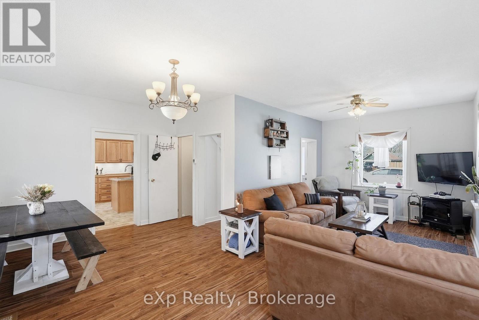 361 6th Avenue, Hanover, Ontario  N4N 2E8 - Photo 11 - X13051188