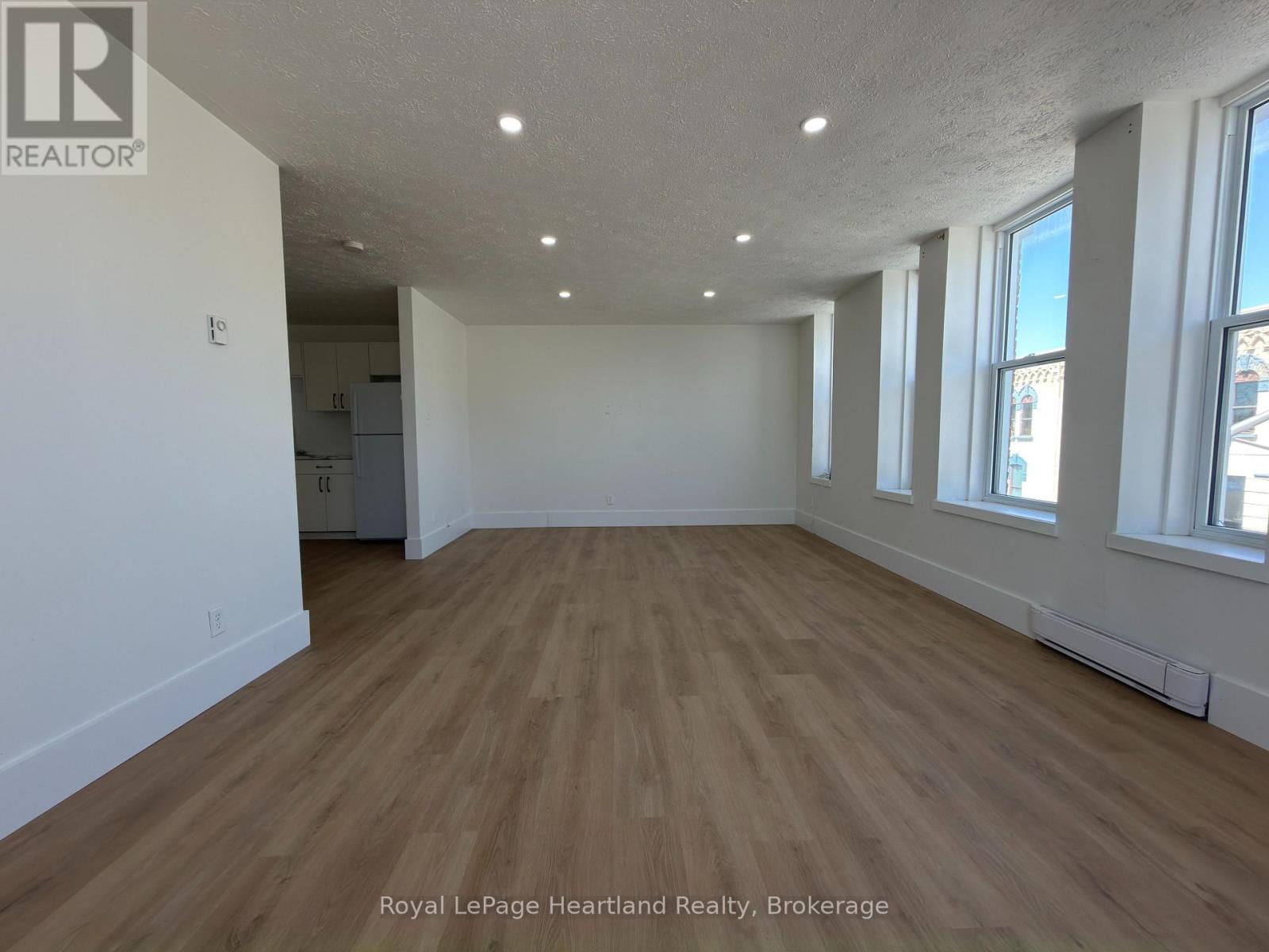 3 - 6 Isaac Street, Central Huron, Ontario  N0M 1L0 - Photo 15 - X13051194