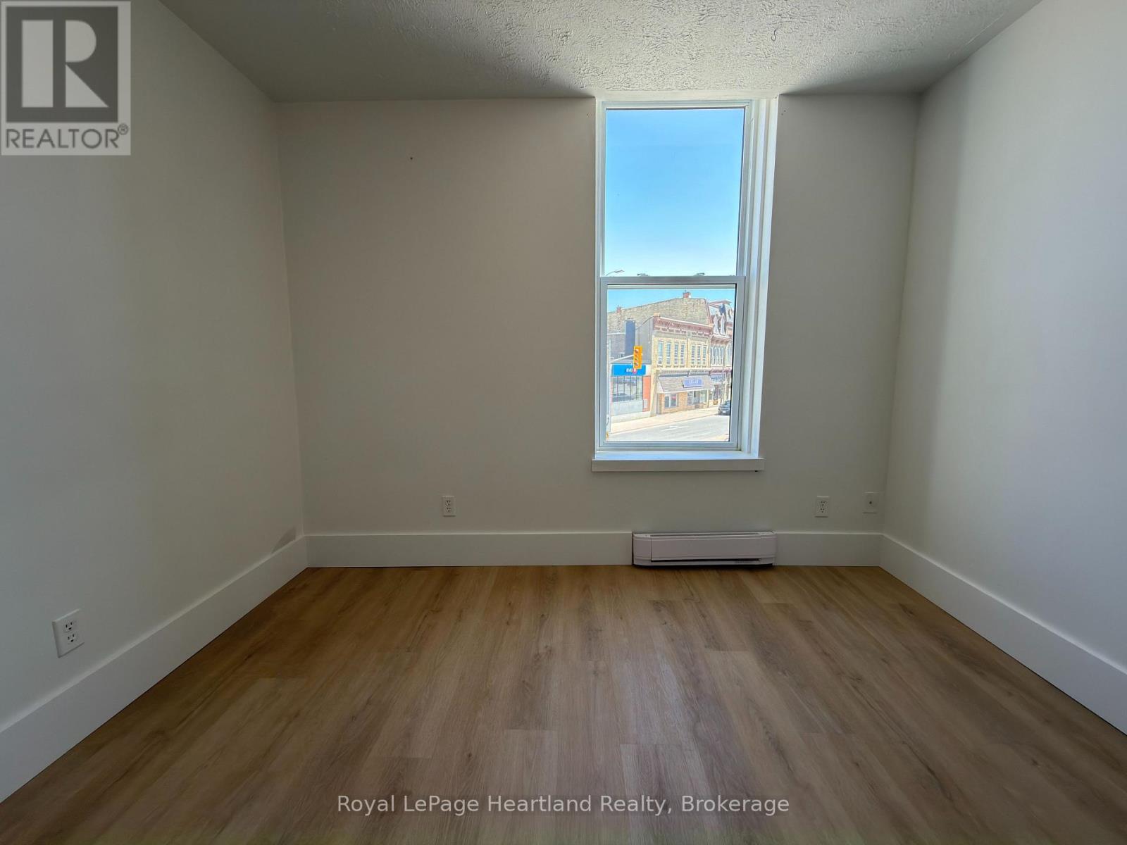 3 - 6 Isaac Street, Central Huron, Ontario  N0M 1L0 - Photo 7 - X13051194