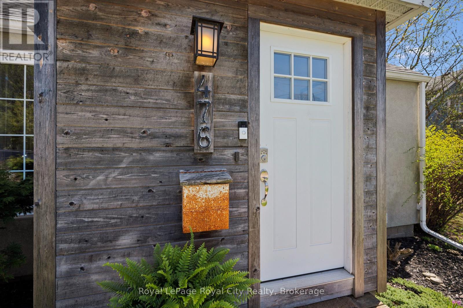 476 Paisley Road, Guelph, Ontario  N1H 2R6 - Photo 2 - X13051222