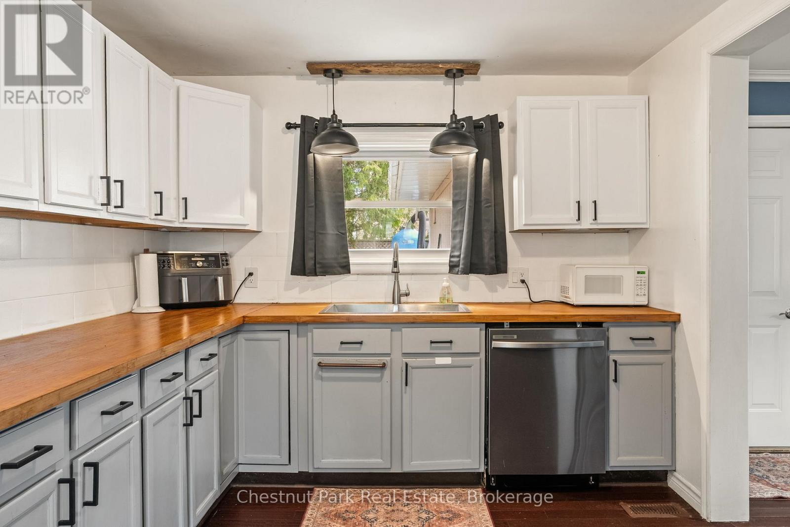 62 Riverside Avenue, South River, Ontario  P0A 1X0 - Photo 3 - X13051242