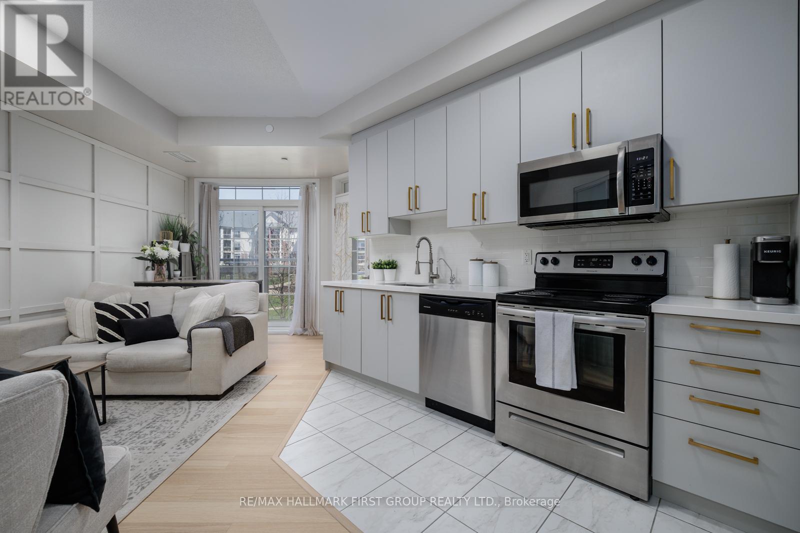 201 - 84 ASPEN SPRINGS DRIVE, Clarington, Ontario