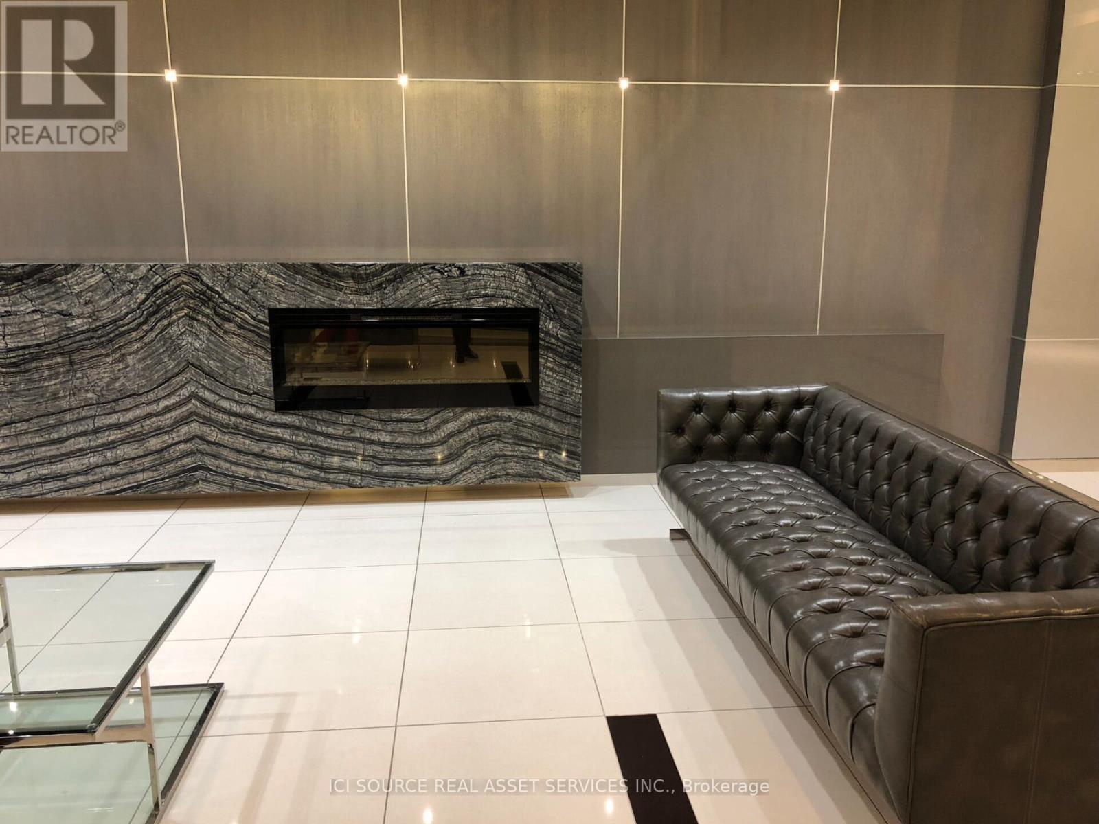 632 - 7165 Yonge Street, Markham (Grandview), Ontario  L3T 0C9 - Photo 2 - N13051224