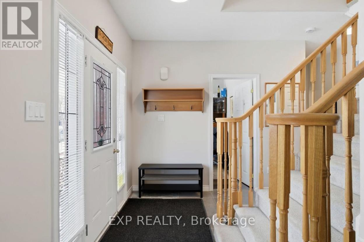 19 Chamberlain Crescent, Collingwood, Ontario  L9Y 0E3 - Photo 3 - S12845954