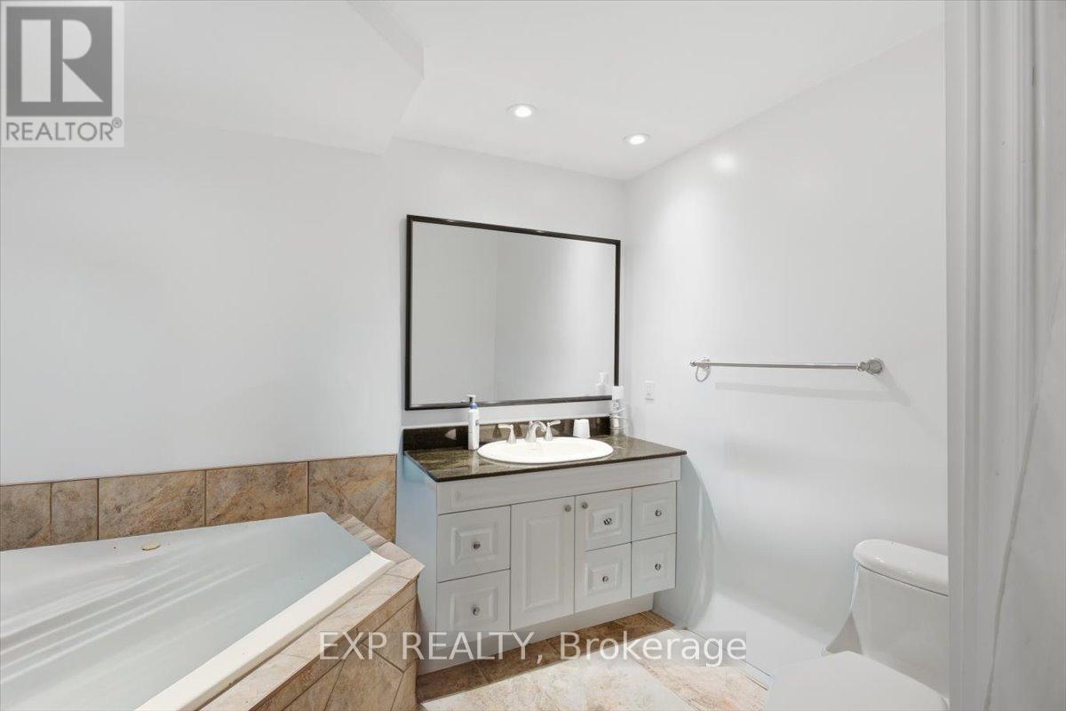 19 Chamberlain Crescent, Collingwood, Ontario  L9Y 0E3 - Photo 22 - S12845954