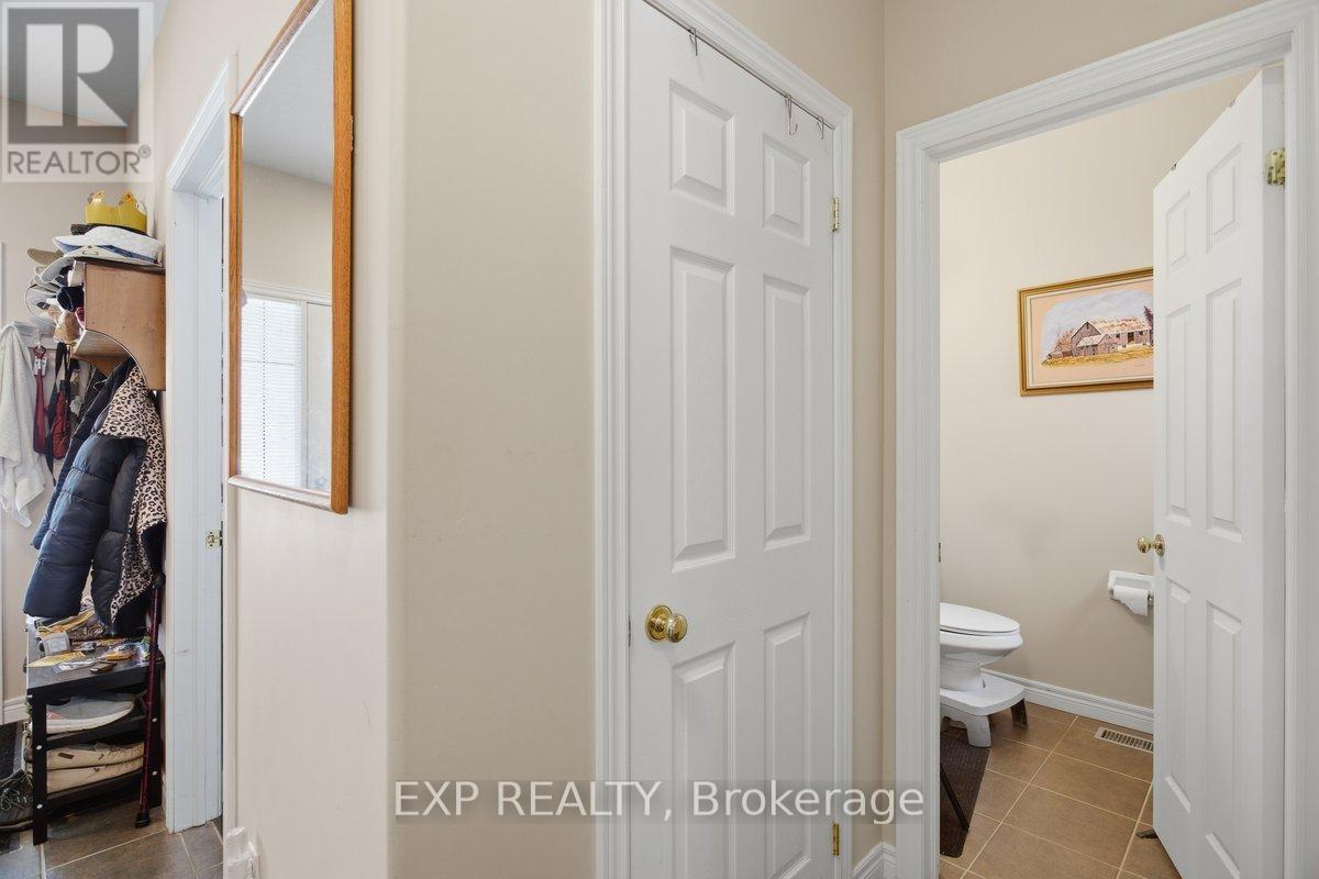 19 Chamberlain Crescent, Collingwood, Ontario  L9Y 0E3 - Photo 10 - S12845954