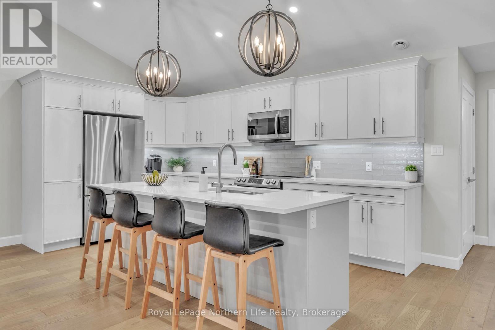 16 Silver Maple Lane, North Bay, Ontario  P1C 0B5 - Photo 13 - X12922910