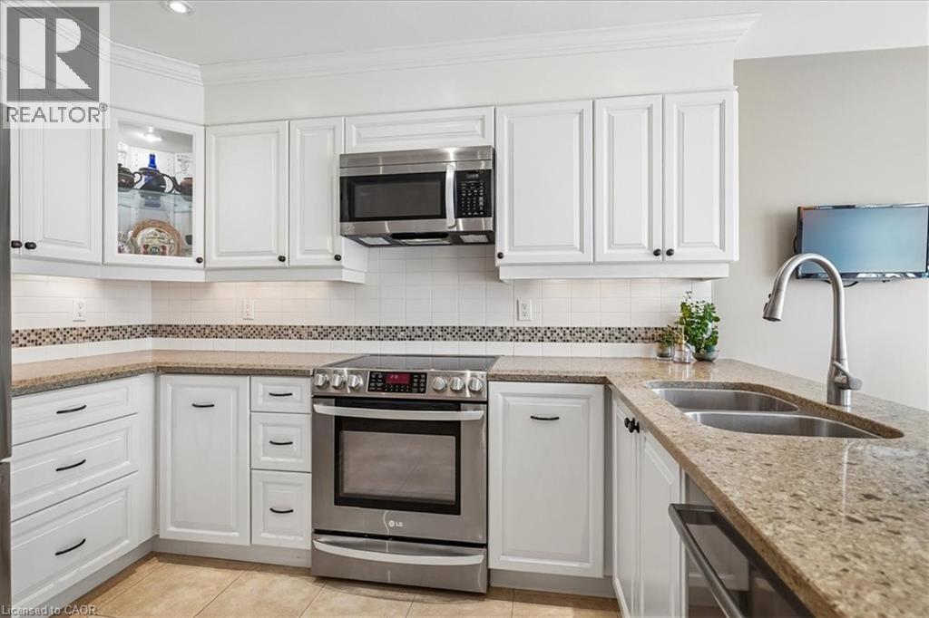 3150 Trailwood Drive, Burlington, Ontario  L7M 2Z8 - Photo 11 - 40824480