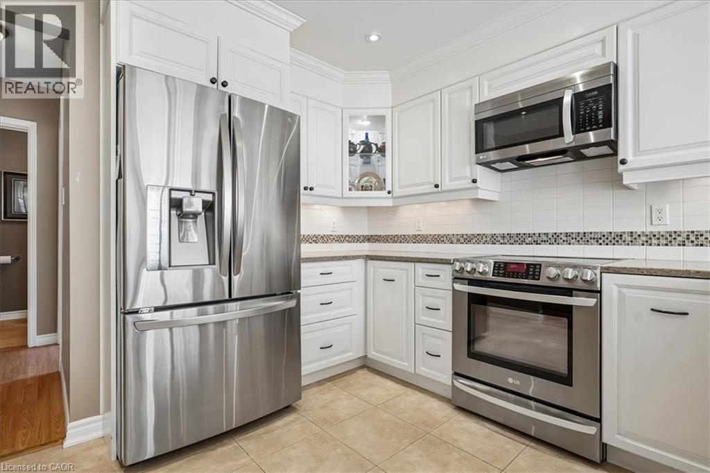 3150 Trailwood Drive, Burlington, Ontario  L7M 2Z8 - Photo 12 - 40824480