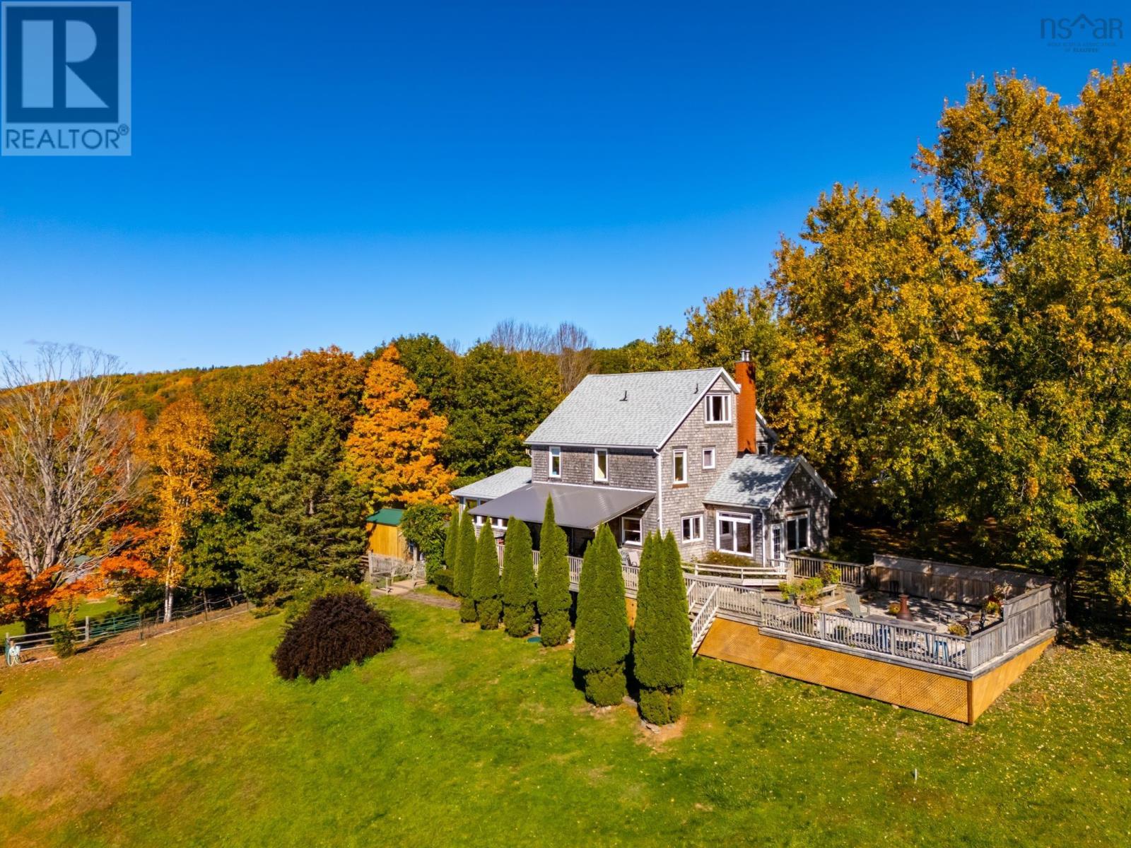 481 Chute Road, Bear River, Nova Scotia  B0S 1B0 - Photo 6 - 202608776