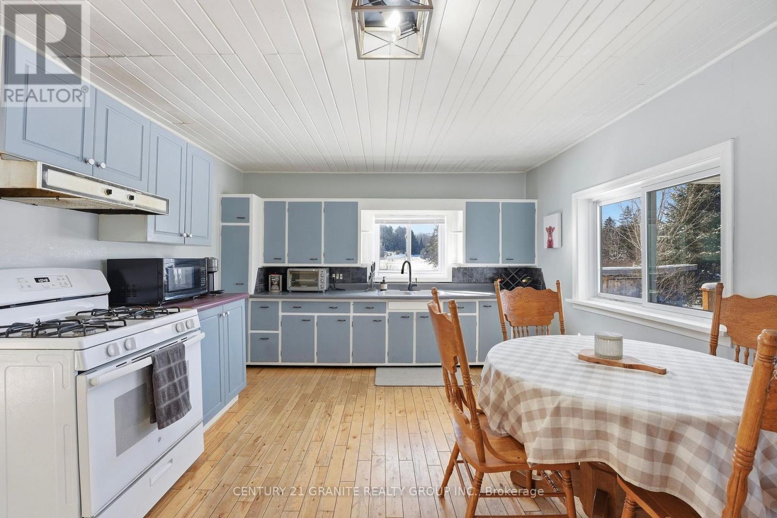 1367 Detlor Road, Bancroft, Ontario  K0L 2L0 - Photo 10 - X12819404