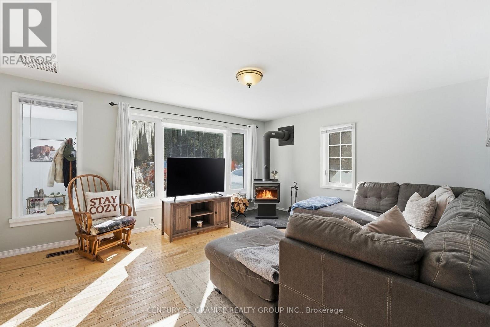 1367 Detlor Road, Bancroft, Ontario  K0L 2L0 - Photo 8 - X12819404