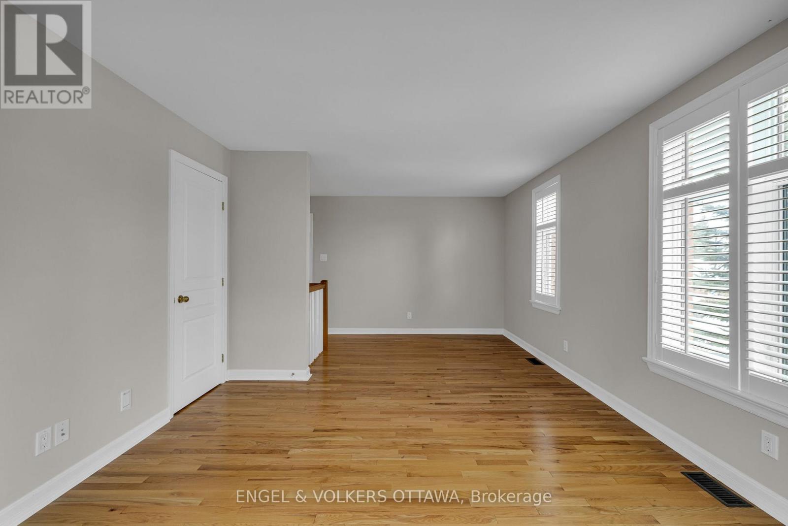 145 Manorhill Private, Ottawa, Ontario  K1H 2J3 - Photo 22 - X12887864