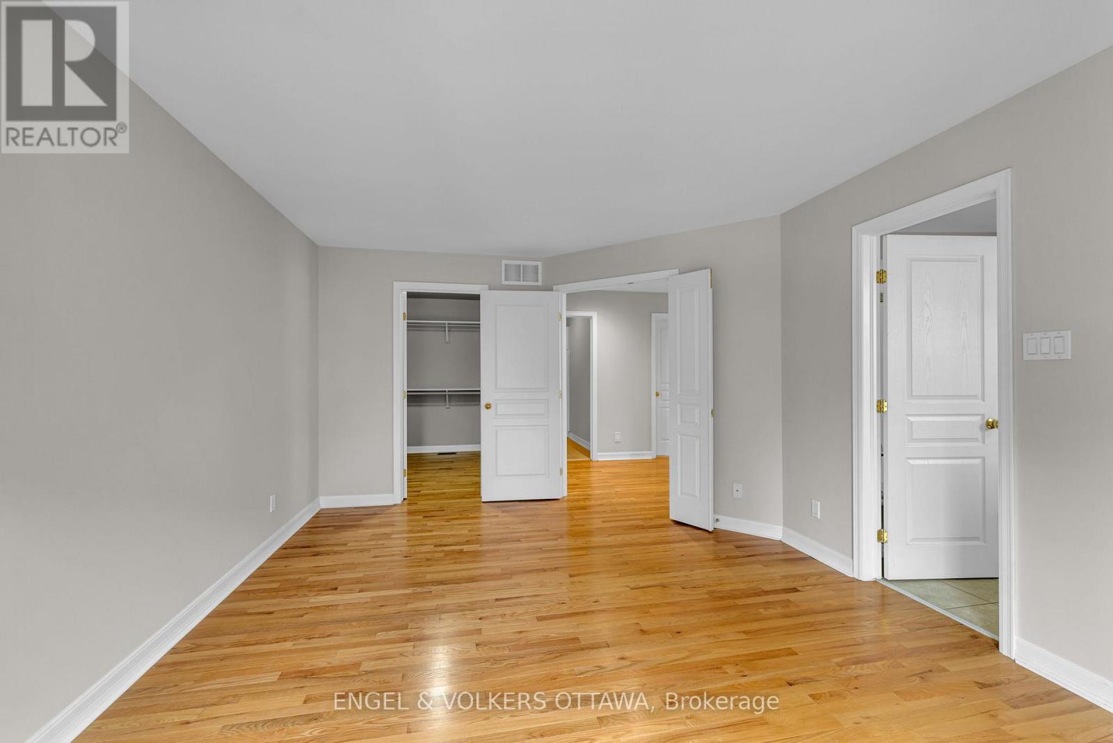 145 Manorhill Private, Ottawa, Ontario  K1H 2J3 - Photo 14 - X12887864