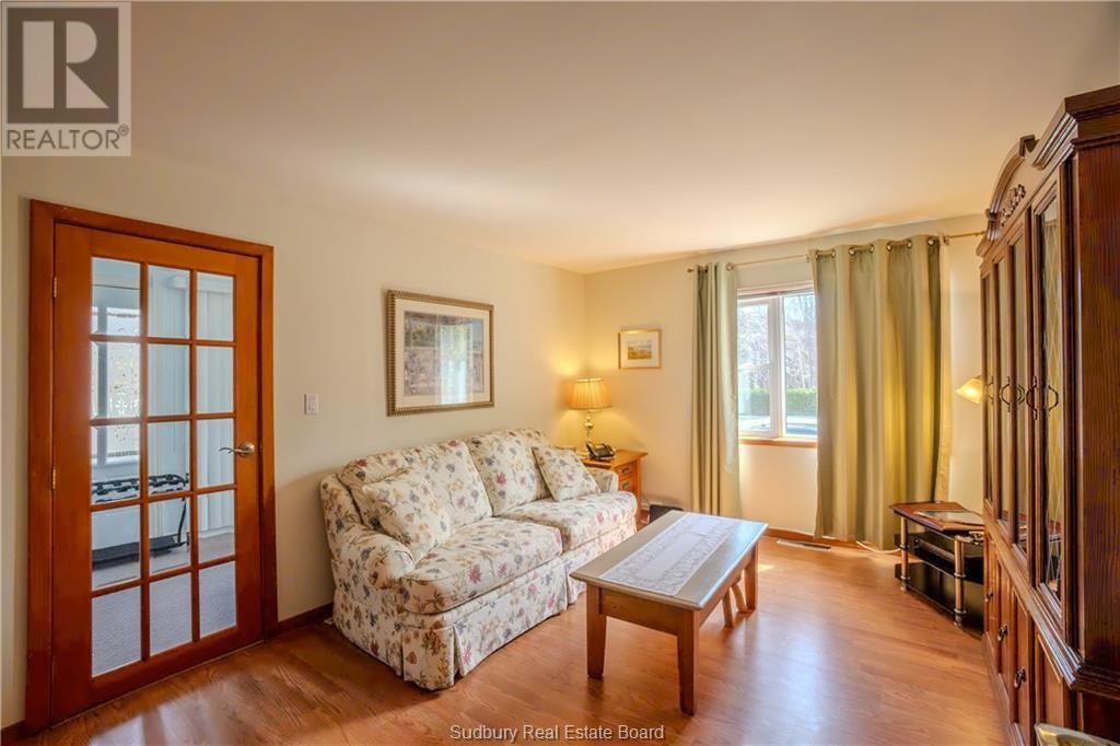 87 Manor Road, Sudbury, Ontario  P3B 3K9 - Photo 5 - 2127363