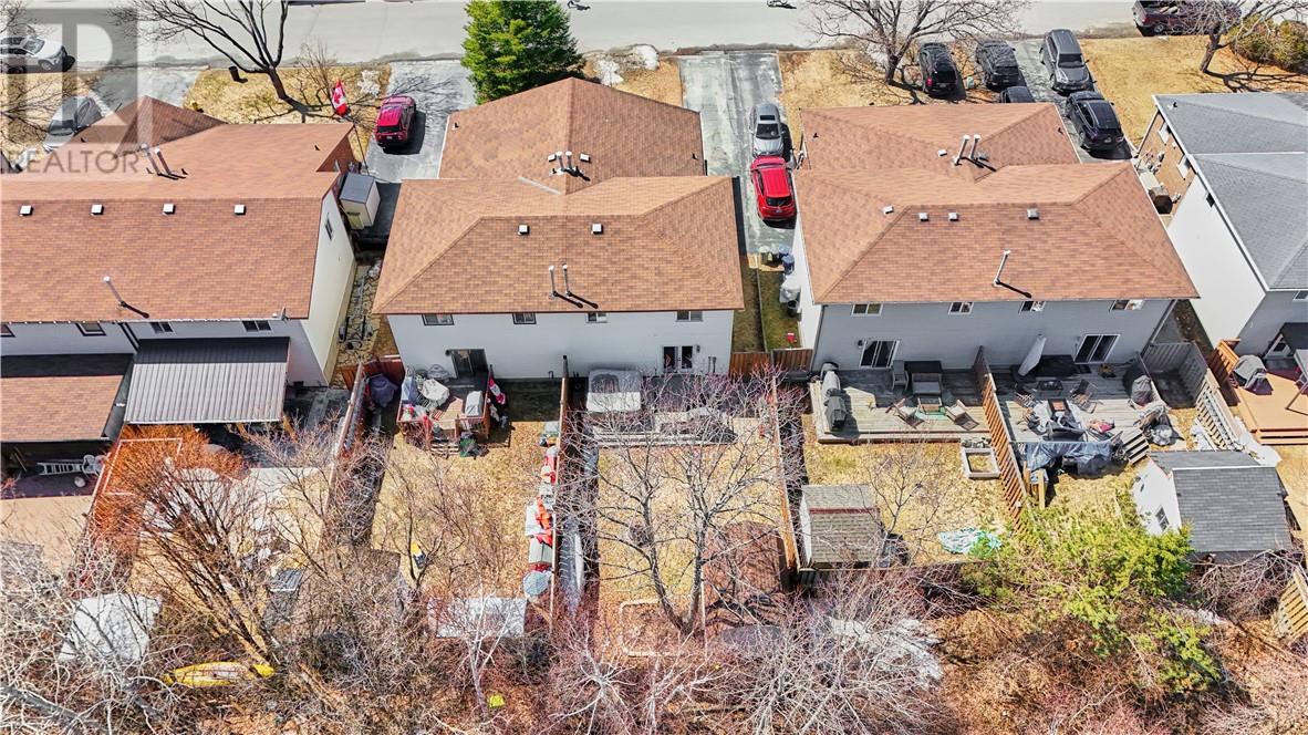 141 Plumtree Crescent, Sudbury, Ontario  P3B 4G6 - Photo 4 - 2127317