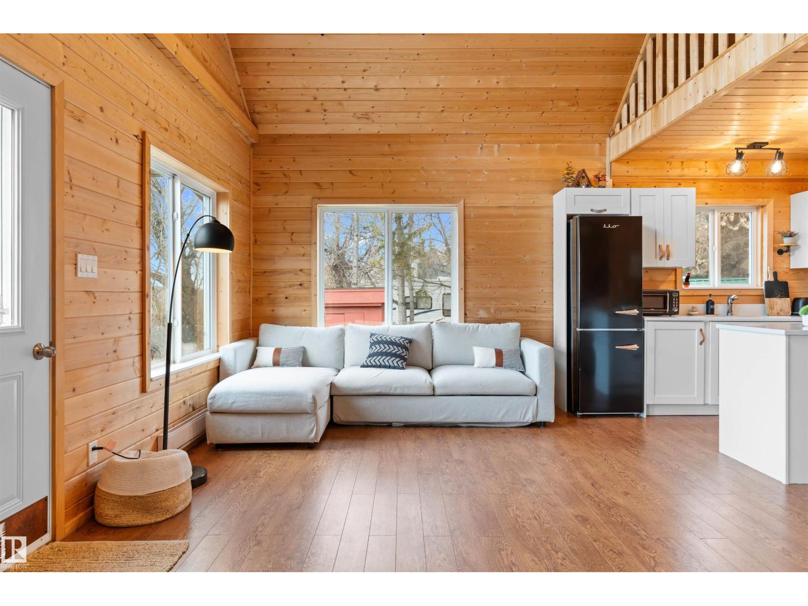 51 Lakeshore Dr, Rural Lac Ste. Anne County, Alberta  T0E 1V0 - Photo 15 - E4484439