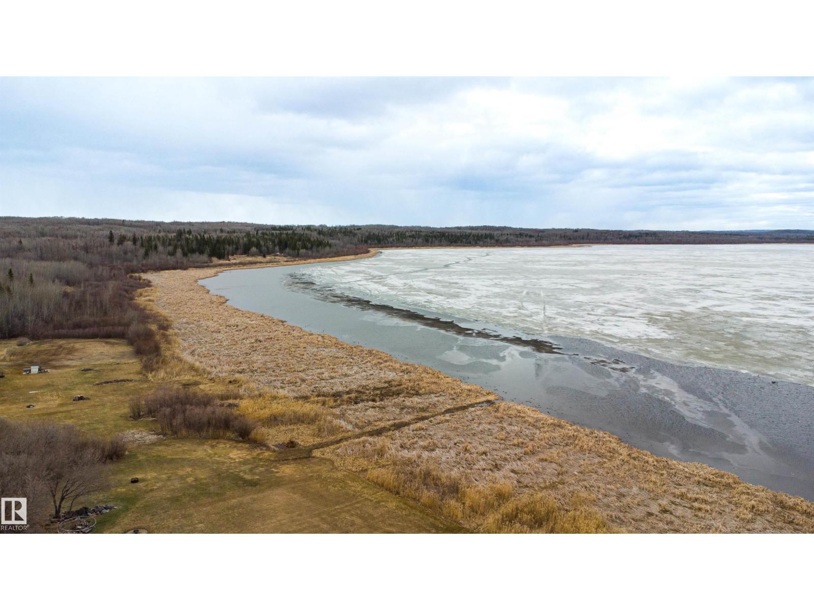 51 Lakeshore Dr, Rural Lac Ste. Anne County, Alberta  T0E 1V0 - Photo 38 - E4484439