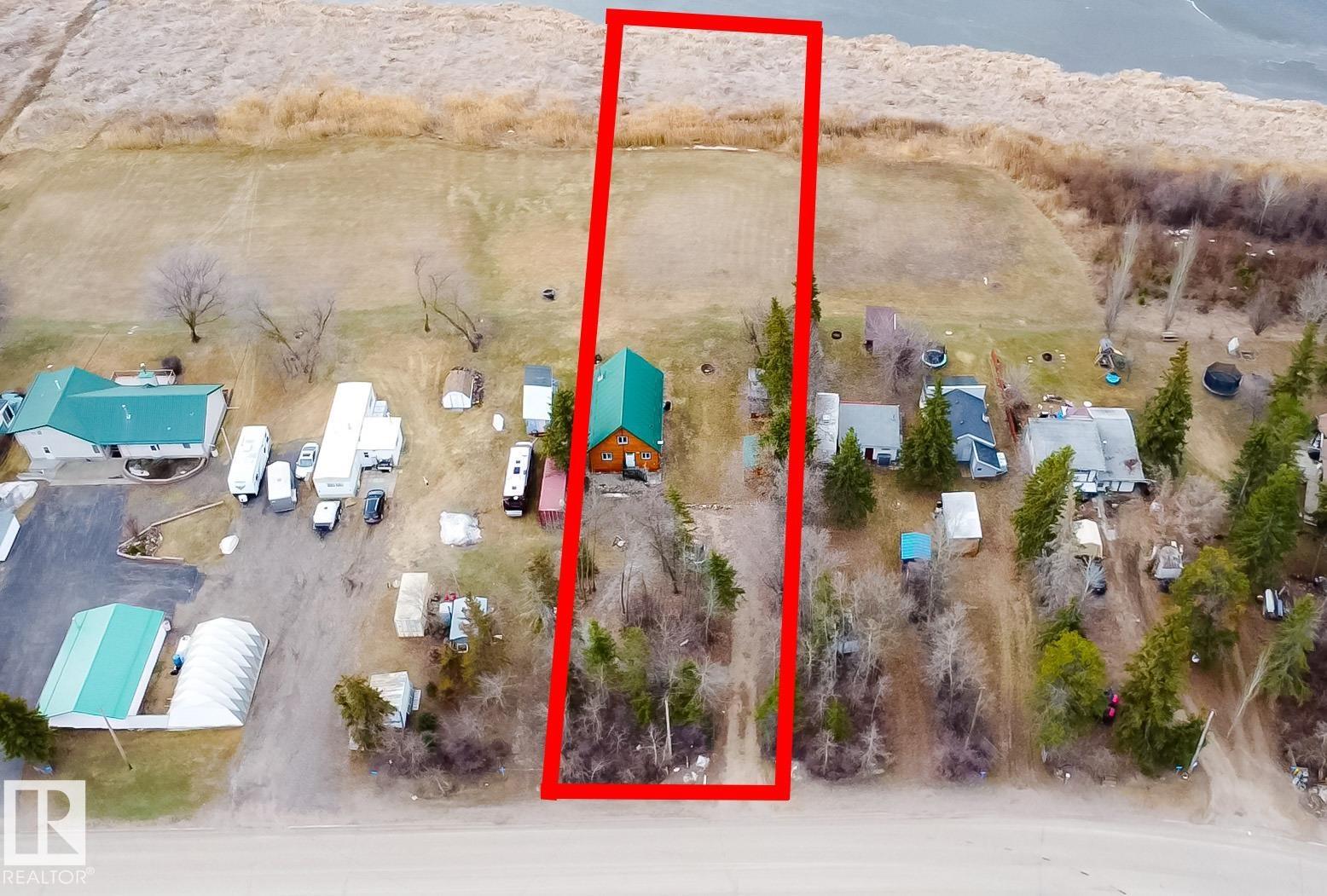 51 Lakeshore Dr, Rural Lac Ste. Anne County, Alberta  T0E 1V0 - Photo 39 - E4484439