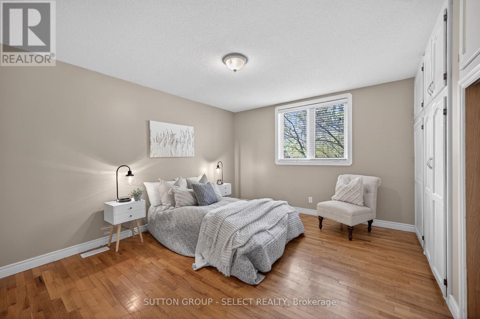 99 Duchess Avenue, Lucan Biddulph, Ontario  N0M 2J0 - Photo 15 - X13051256