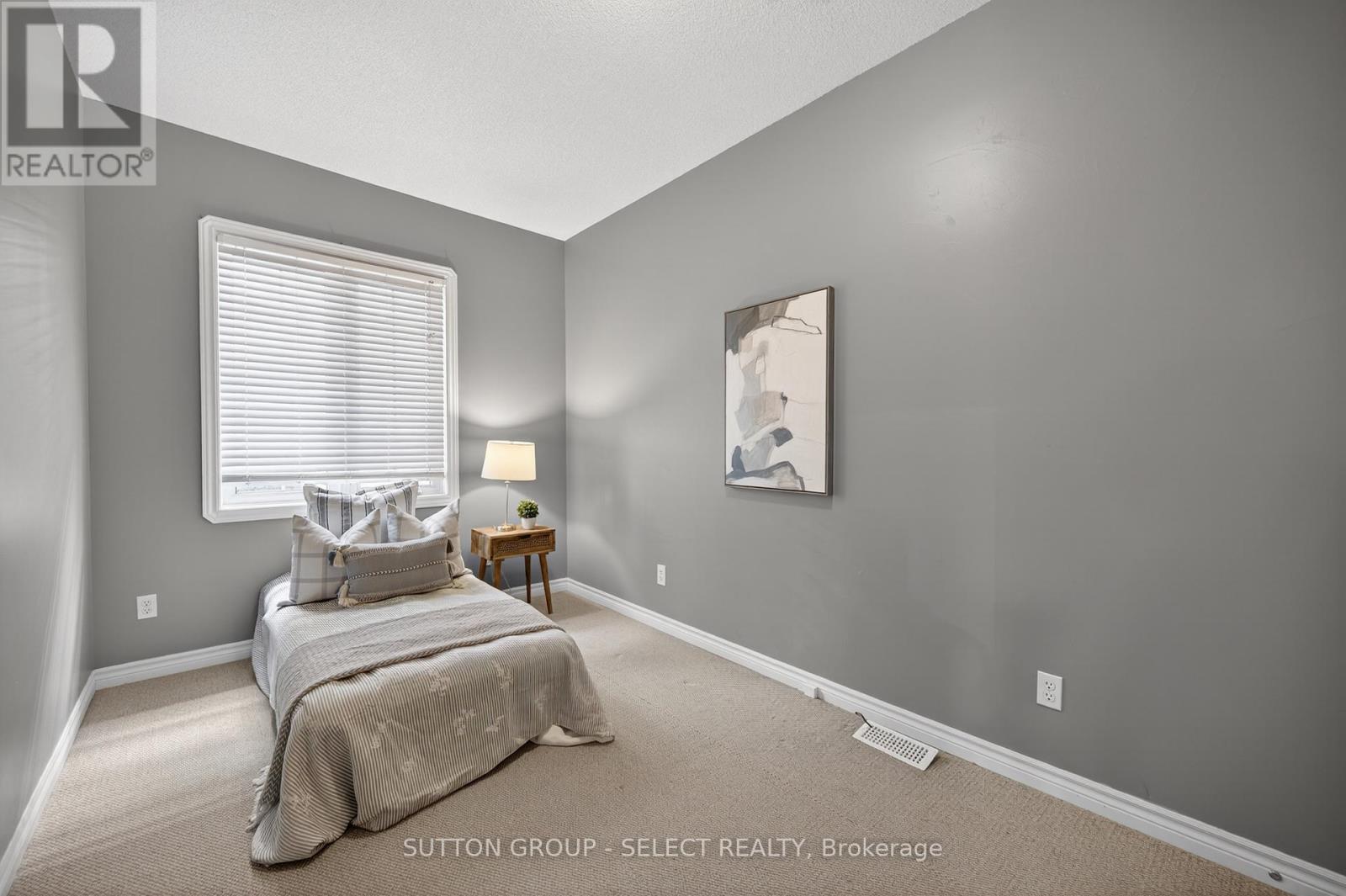 99 Duchess Avenue, Lucan Biddulph, Ontario  N0M 2J0 - Photo 18 - X13051256