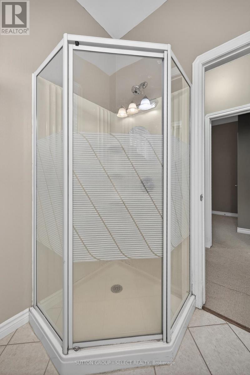 99 Duchess Avenue, Lucan Biddulph, Ontario  N0M 2J0 - Photo 20 - X13051256