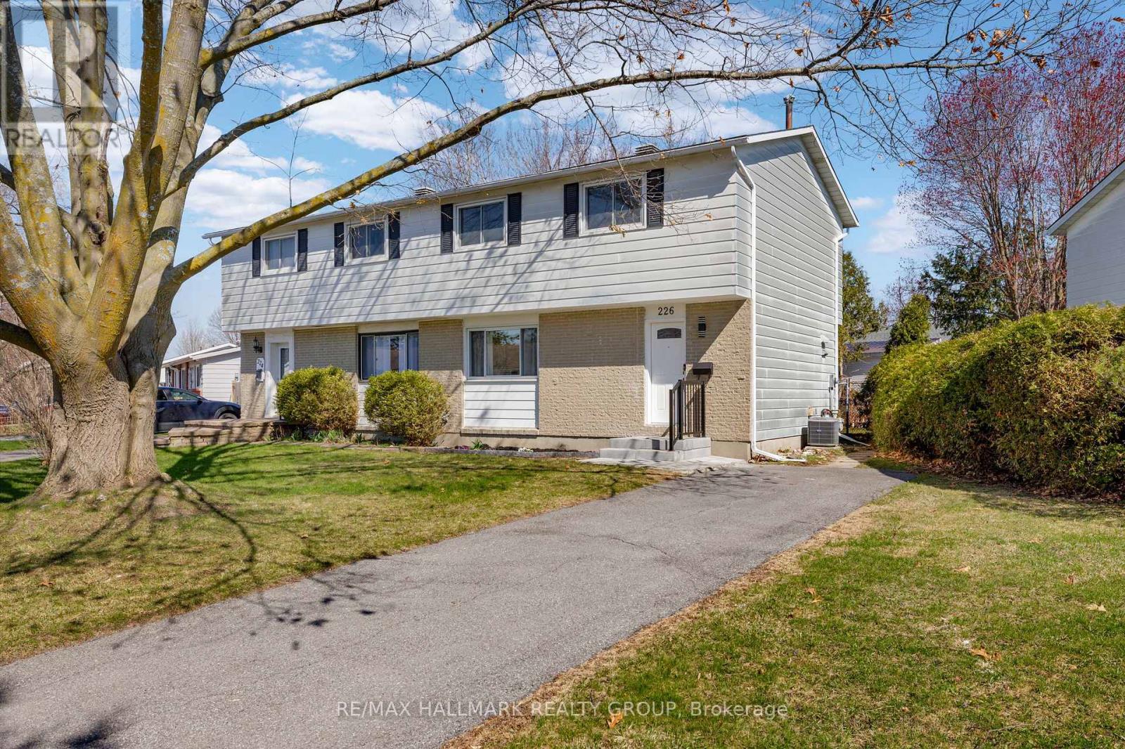 226 Old Colony Road, Ottawa, Ontario  K2L 1M7 - Photo 1 - X13051266