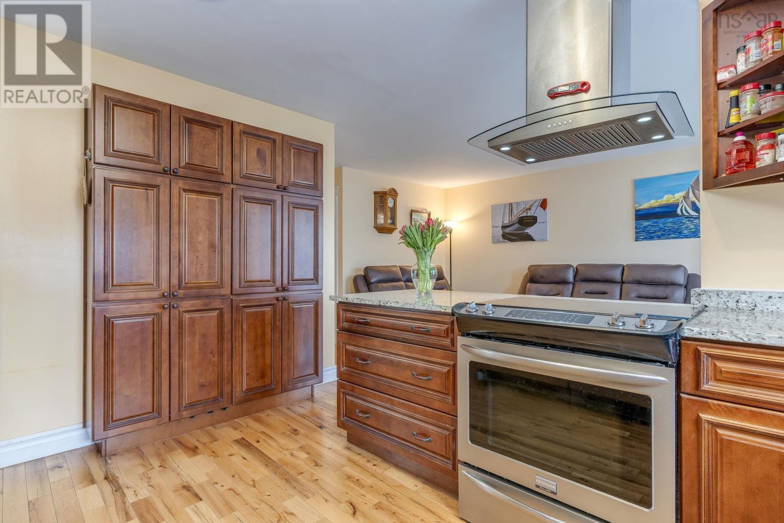 404 Poplar Drive, Dartmouth, Nova Scotia  B2W 4L1 - Photo 8 - 202608781