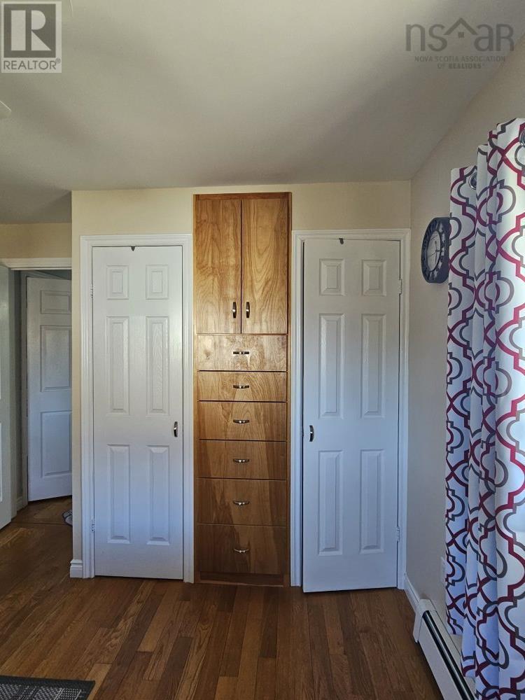 14 Edina Street, Glace Bay, Nova Scotia  B1A 1G7 - Photo 13 - 202608764