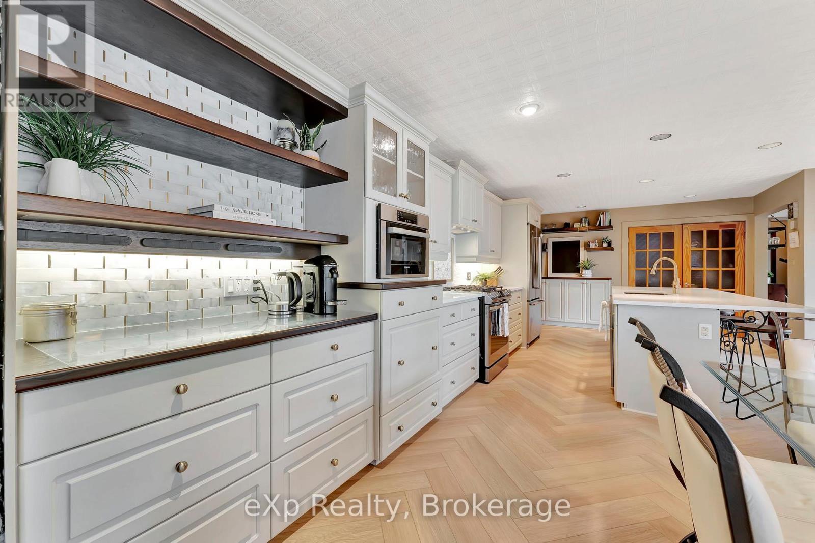 5 Orchard Crescent, Guelph, Ontario  N1E 1W9 - Photo 17 - X12985990